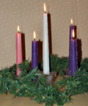 An Advent wreath with candles